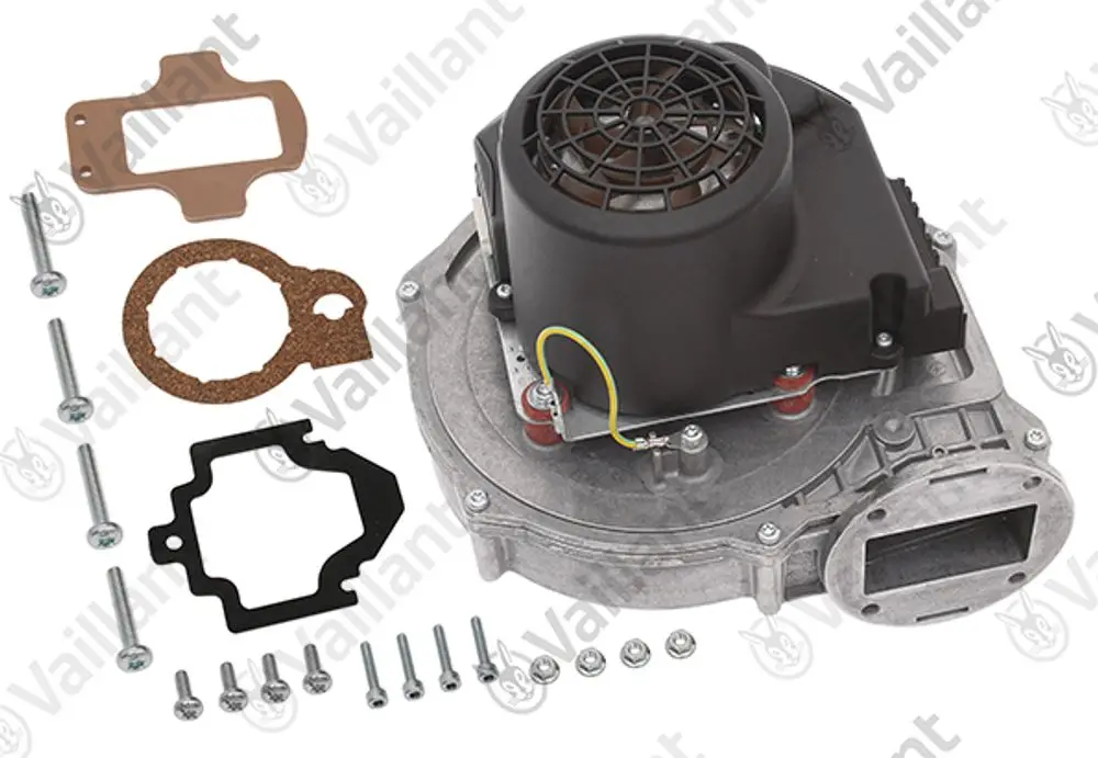 Vaillant-Gebläse mit montierten Dichtungen, Schrauben und Verbindungselementen. Sichtbare Teile umfassen einen Motor und Gehäuse.
